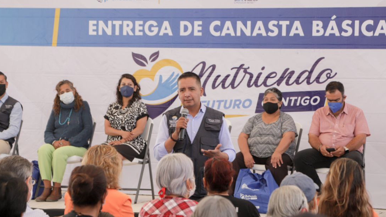 Edmundo Tlatehui aseguró que a ningún sector vulnerable se le negarán los apoyos alimentarios del Ayuntamiento