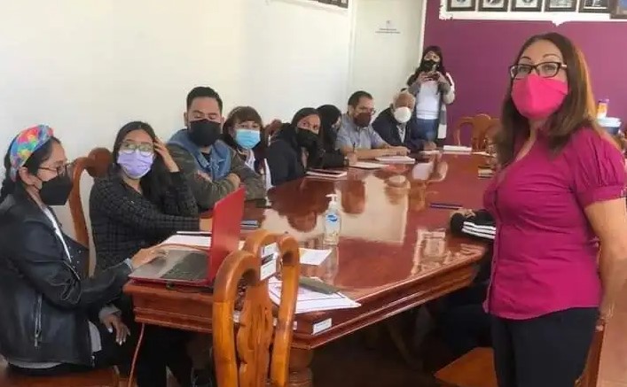 Ayuntamiento de Santa Cruz Tlaxcala capacita a sus integrantes en Materia de Violencia Política contra las Mujeres y Derechos Políticos Electorales de las Mujeres