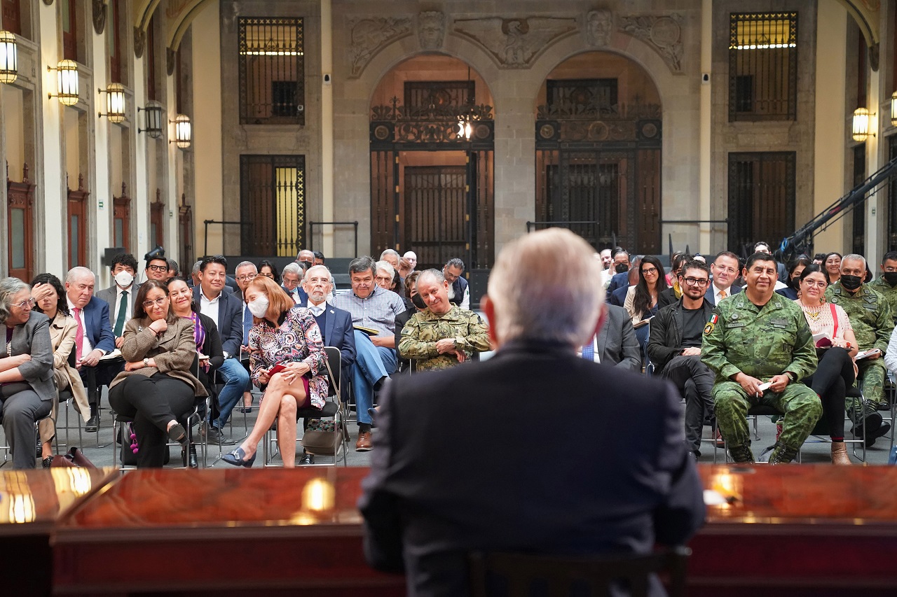 Tras reunión de AMLO con su gabinete, integrantes se negaron a dar detalles de medidas adicionales de austeridad