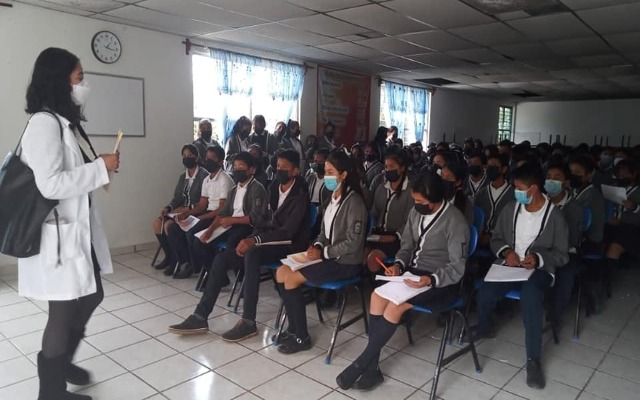 Descartan que el próximo ciclo escolar se vea interrumpido por casos de viruela del mono detectados en Puebla