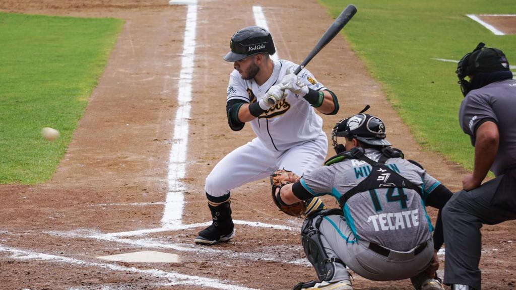 Pericos doblegó a Saraperos y se aseguró la serie 
