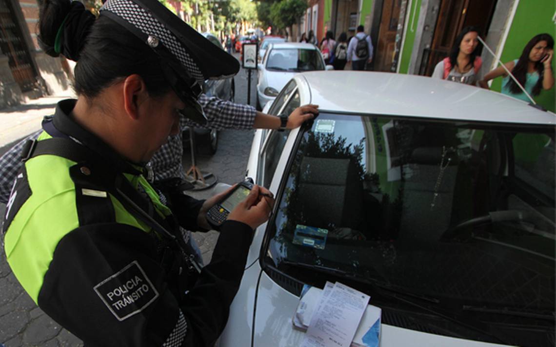Estas son las multas viales más comunes en las que poblanos incurren