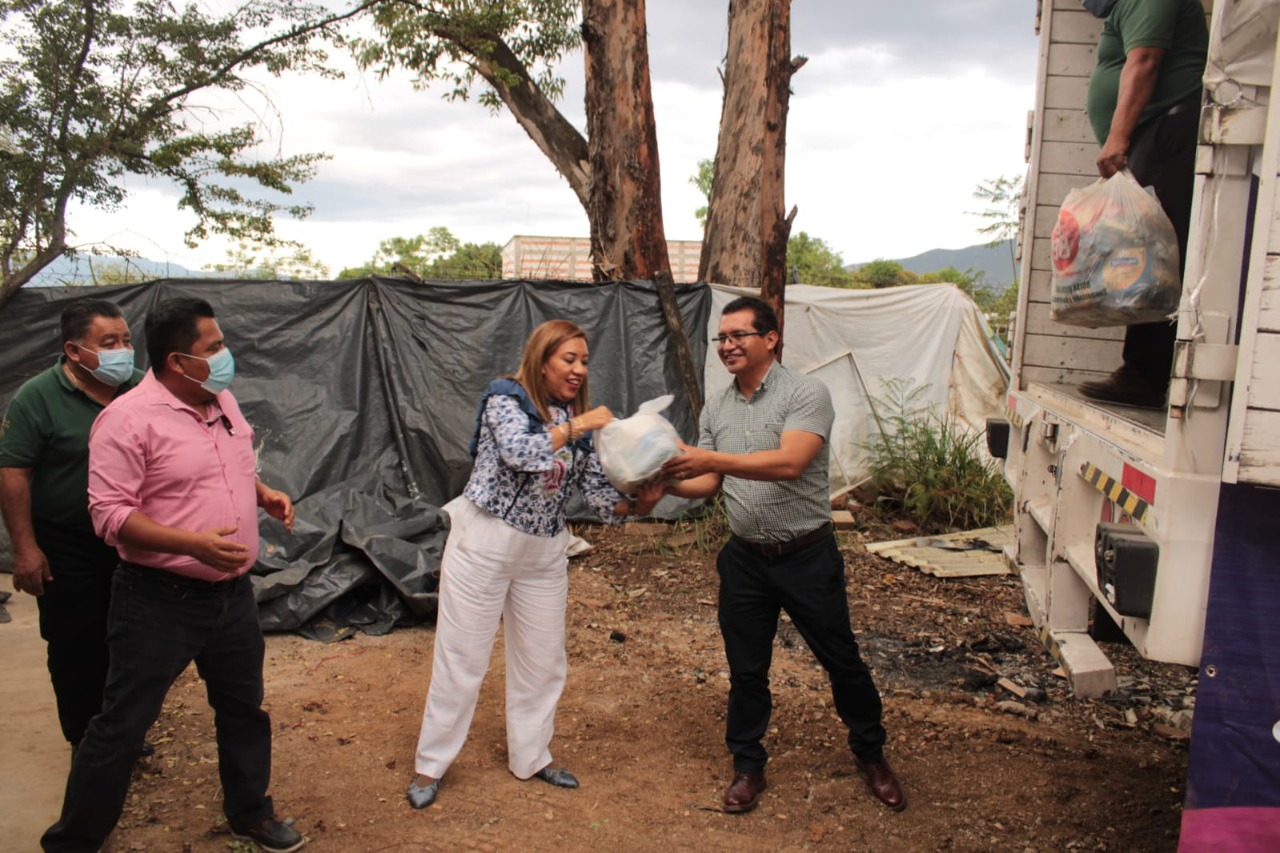 Envía Tlaxcala apoyo a damnificados por el huracán Agatha en Oaxaca