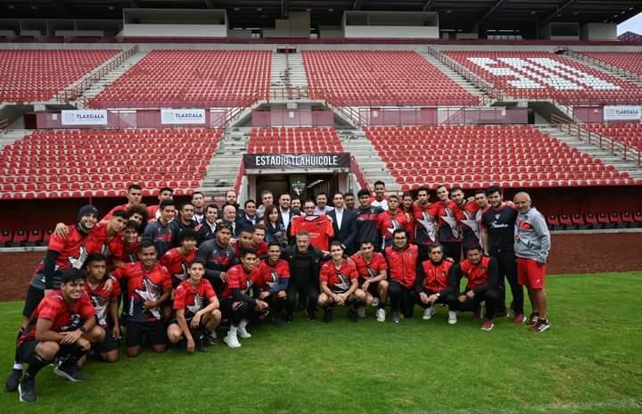 De regreso a las canchas, Coyotes vs. Cimarrones y Pumas