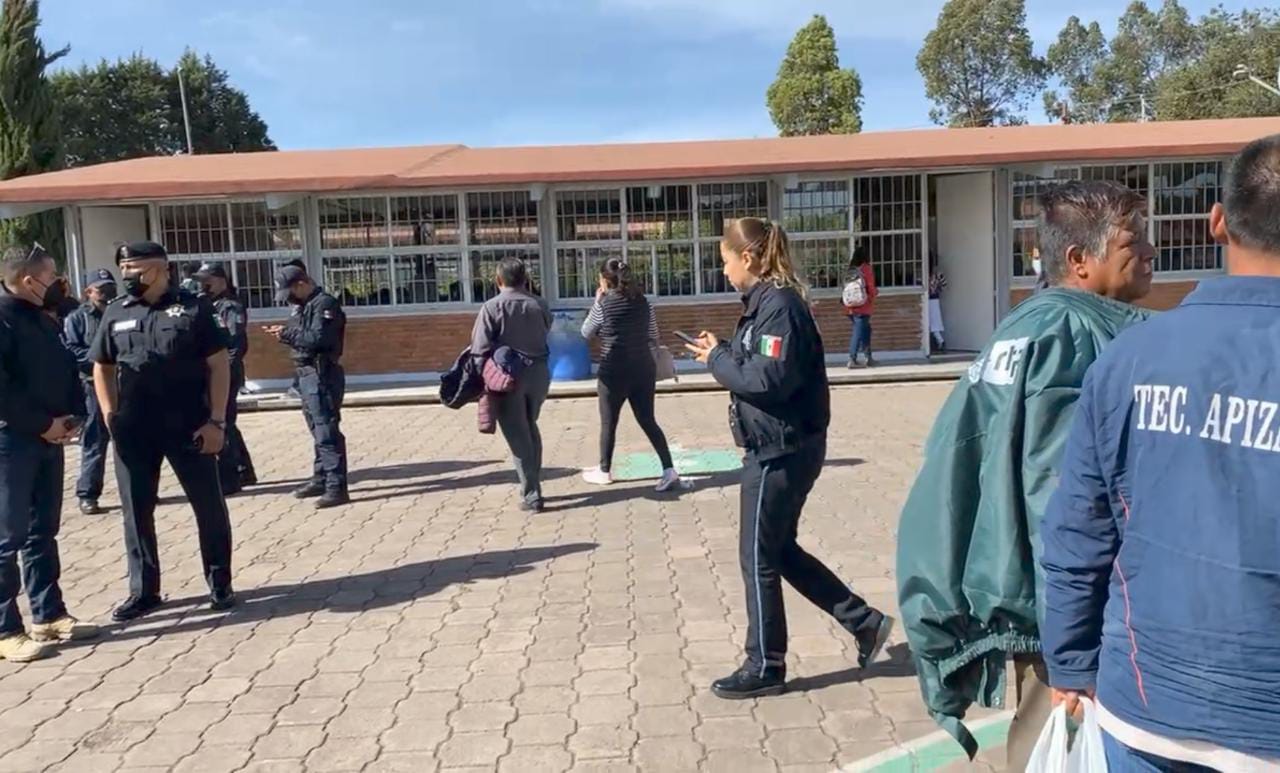 Por ingreso de proyectil, suspenden clases en secundaria de Santa Cruz Tlaxcala