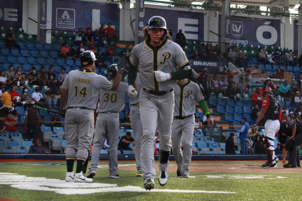 Pericos de Puebla sacó la escoba en León 