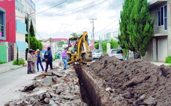 Gobierno de Apizaco realiza trabajos de mejoramiento en el drenaje