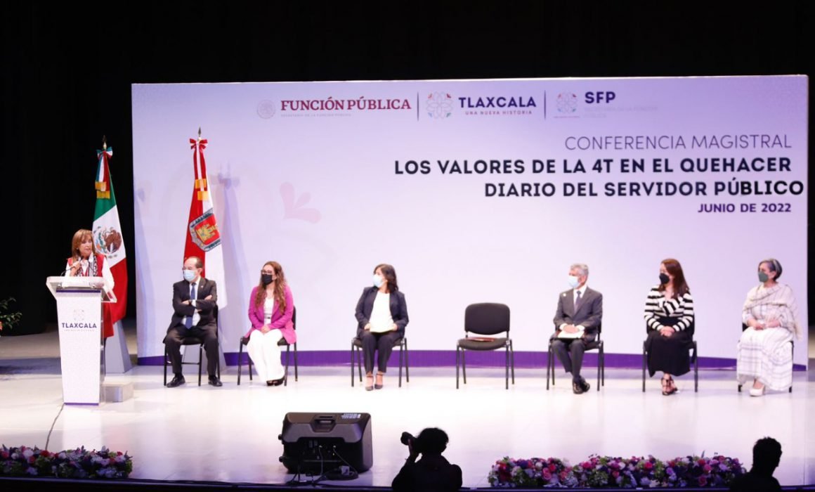 Llama Lorena Cuéllar a funcionarios a desempeñarse bajo principios de 4T