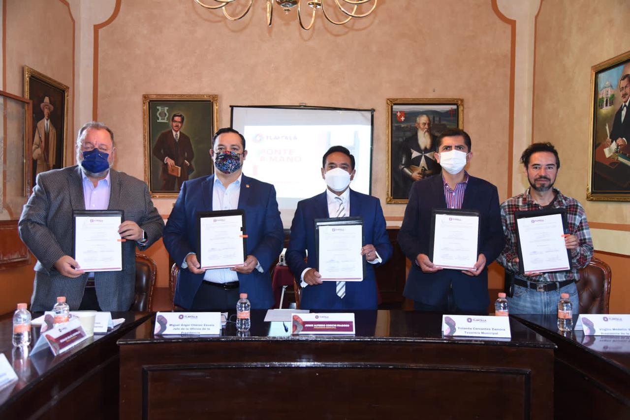 Ayuntamiento de Tlaxcala firma convenio con cámara de comerciantes 
