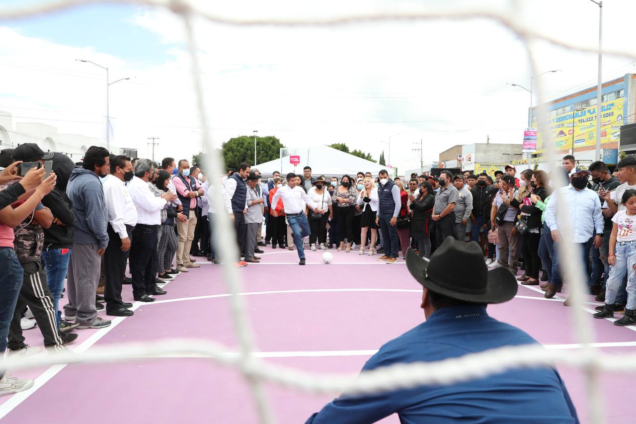 Inaugura Eduardo Rivera el Parque Central de Abasto