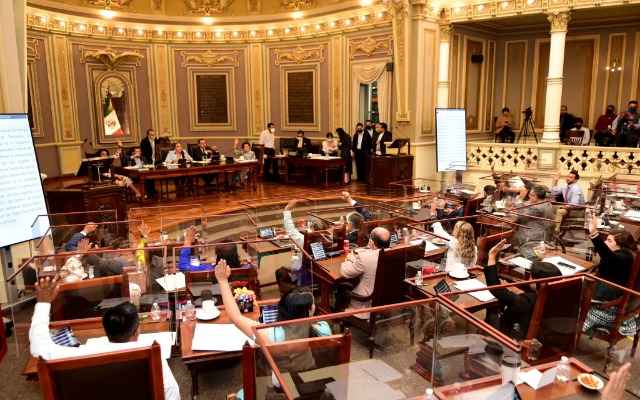 Terapias de conversión serán castigadas en Puebla con hasta tres años de cárcel