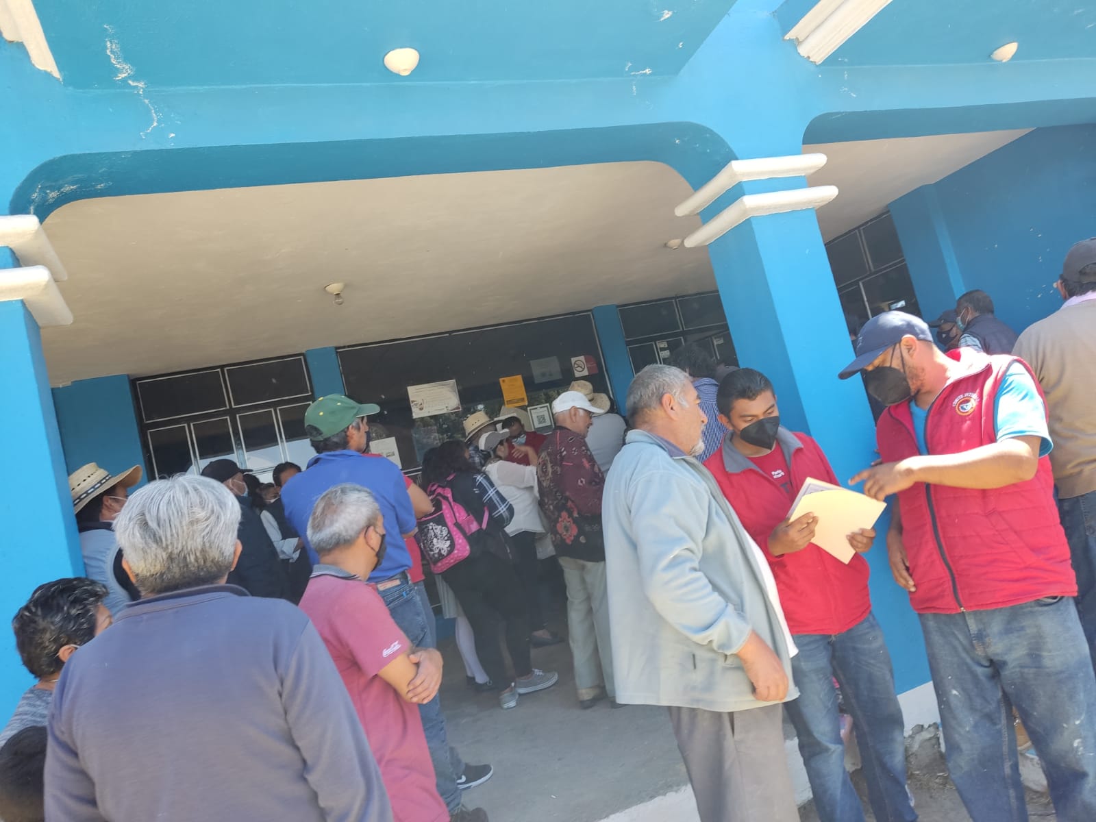 Se manifiestan por falta de agua, en comunidad de Tzompantepec