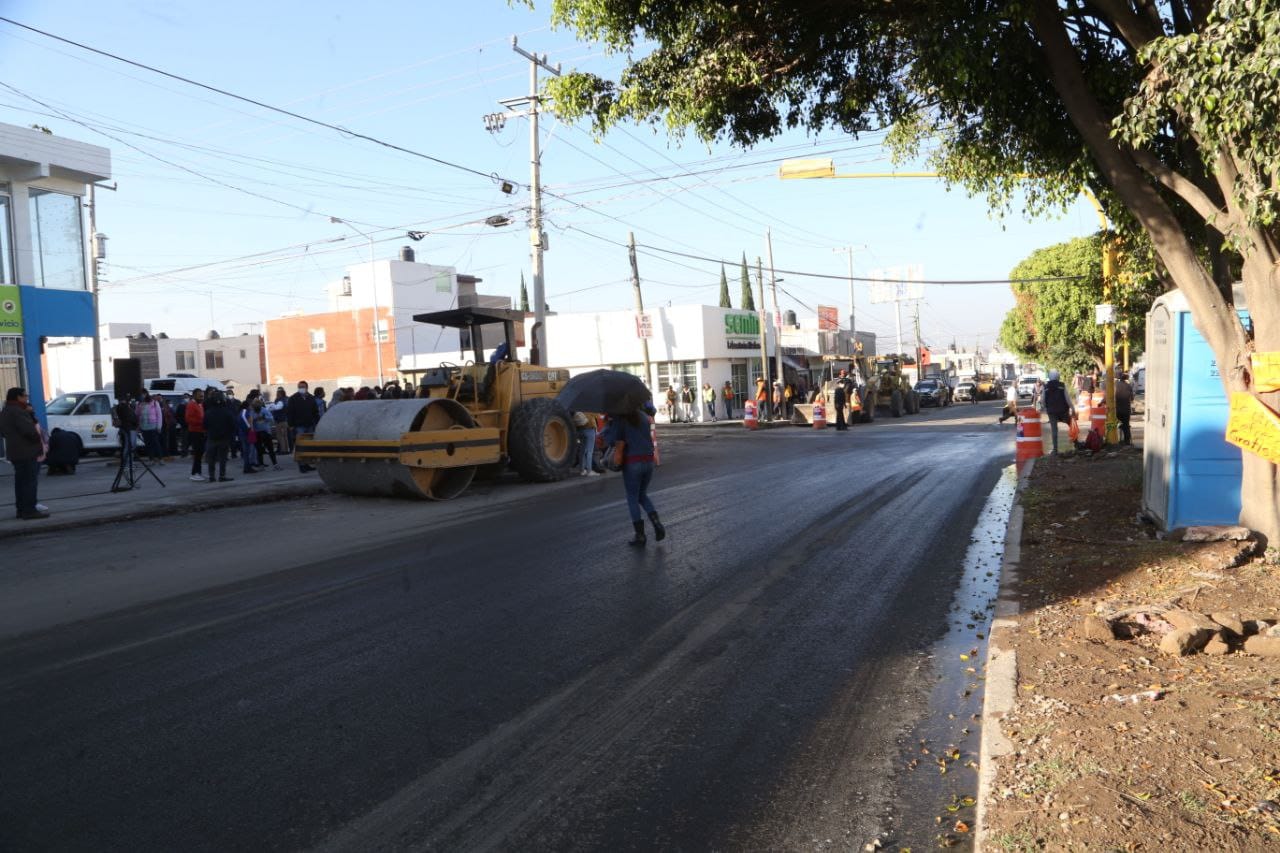 Avanzan obras de la avenida 16 de septiembre y 135 sur