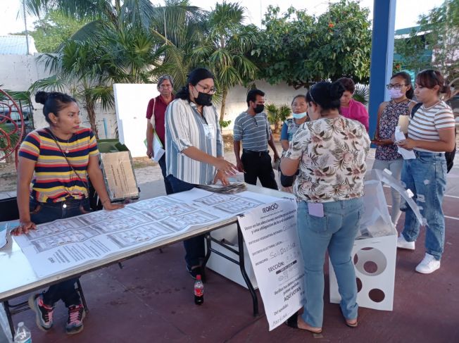 Comicios en Quintana Roo transcurrieron con apertura tardía de casillas y supuesta compra de votos
