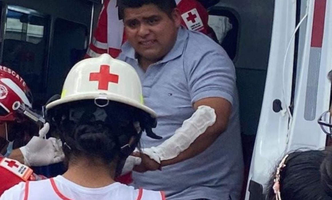 Atienden accidente de gas en tianguis dominical de Chiautempan
