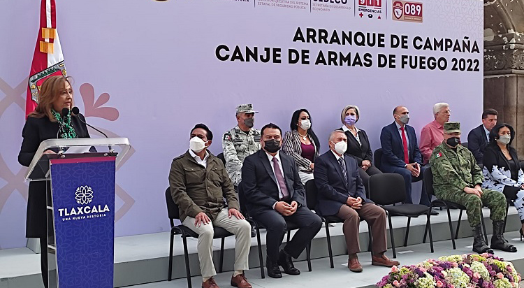 Gobernadora da a conocer detención de importante banda delictiva