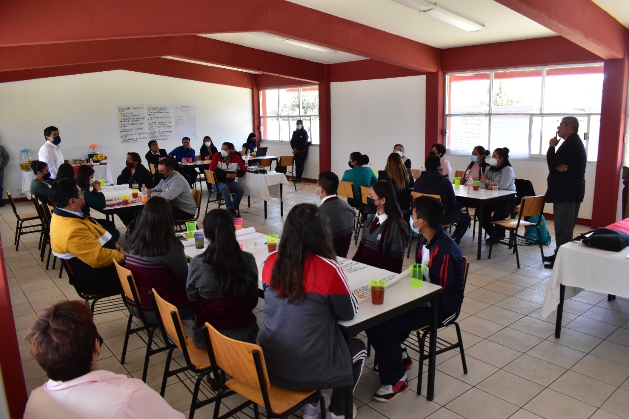 Celebra COBAT asambleas escolares para la construcción del programa sectorial de educación