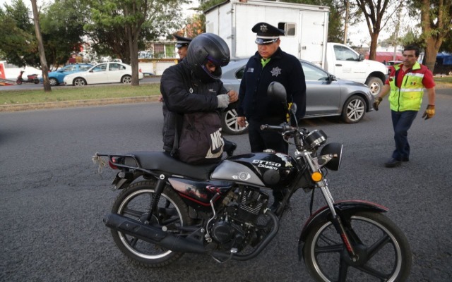 Barbosa critica estrategia de SSC para detectar motocicletas que se usan para delinquir