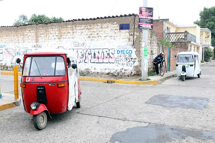Ilegal operación de mototaxis en Juntas Auxiliares: Eduardo Rivera