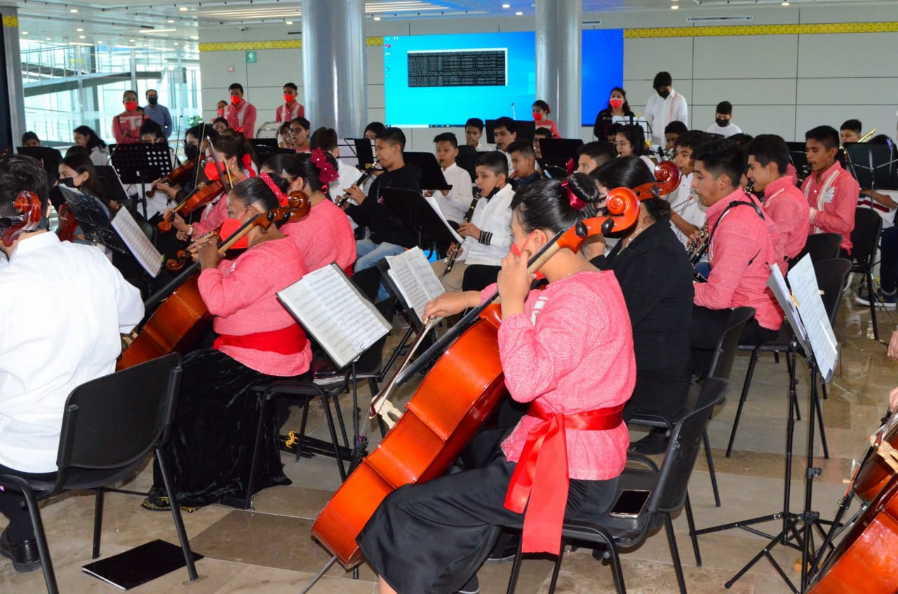 Participará Orquesta Sinfónica Infantil de Santa Cruz Tlaxcala, durante inauguración del Aeropuerto de Santa Lucía