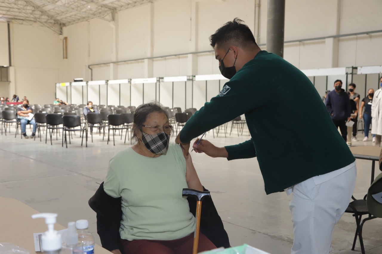 Aumenta Tlaxcala al 96 por ciento la población que ha recibido vacunas contra covid-19