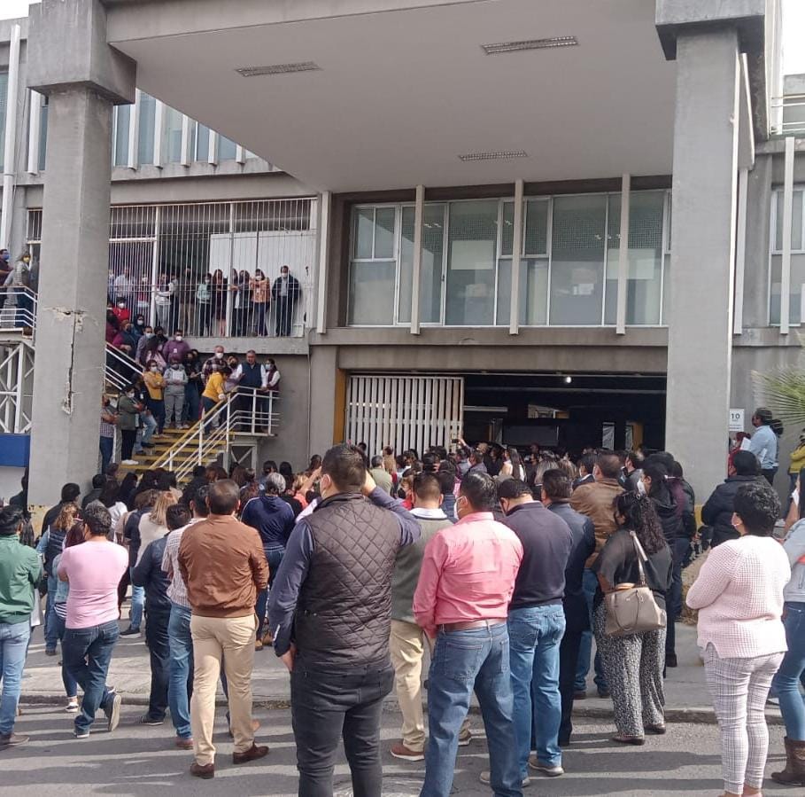 Docentes toman de manera simbólica instalaciones de la USET