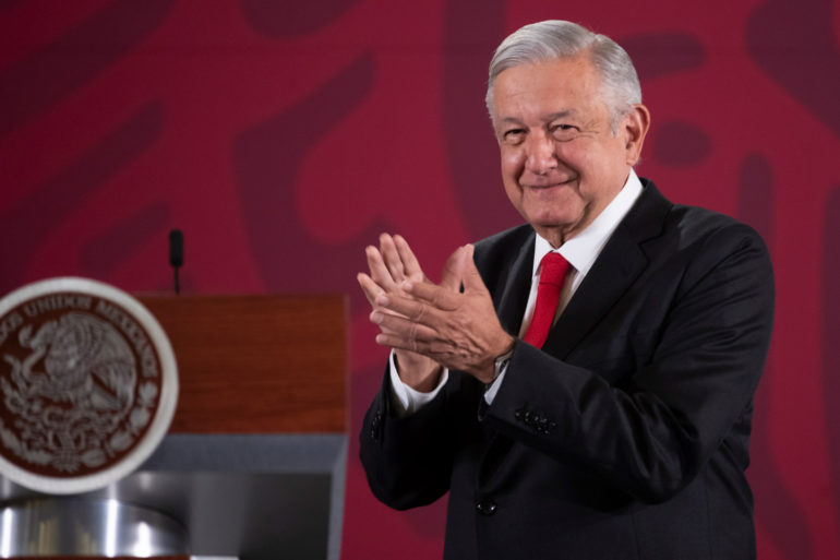 AMLO asegura que México dejará de comprar gasolina y diésel; será autosuficiente con refinerías nacionales