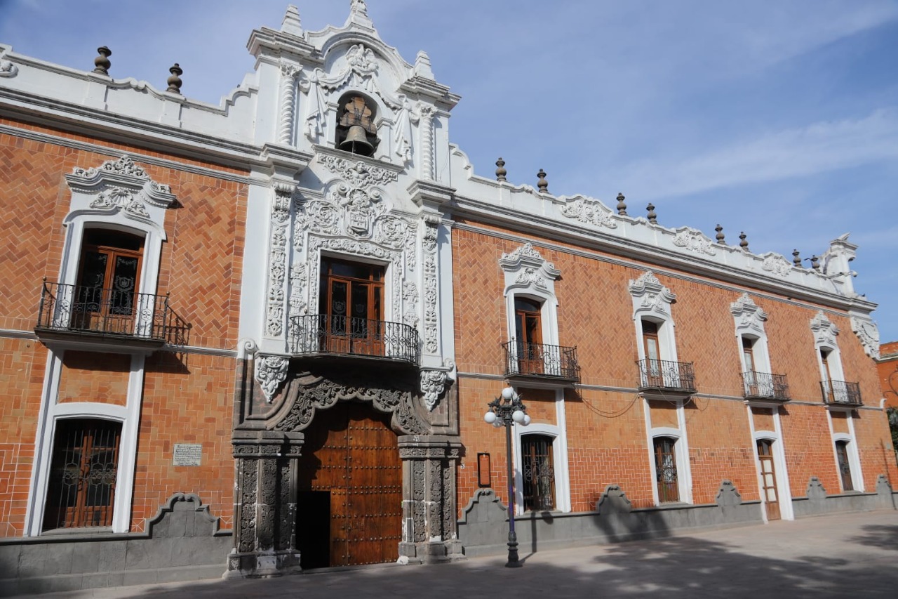 Gobernadora de Tlaxcala estableció acuerdos con representantes del SNTE