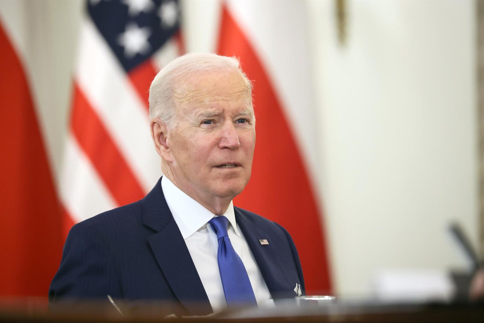 Biden propone impuesto a los millonarios de EEUU para financiar programas