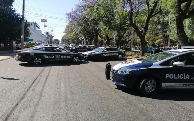 Pide Barbosa que gobiernos municipales encarcelen a agentes viales que extorsionen