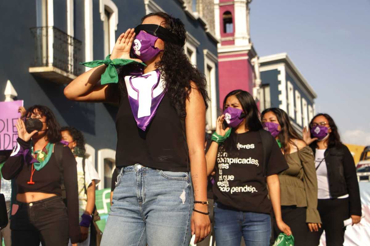 Eduardo Rivera garantiza libre tránsito a manifestaciones por Día de la Mujer