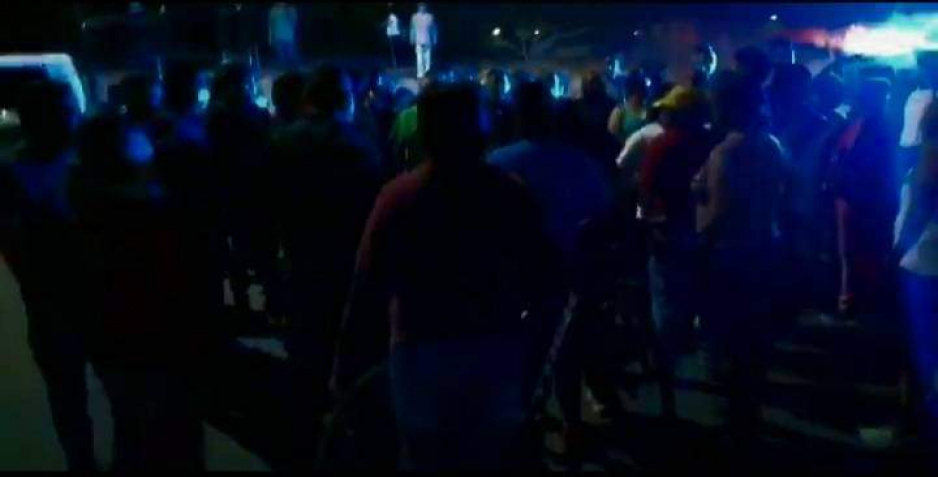 policias retenidos2
