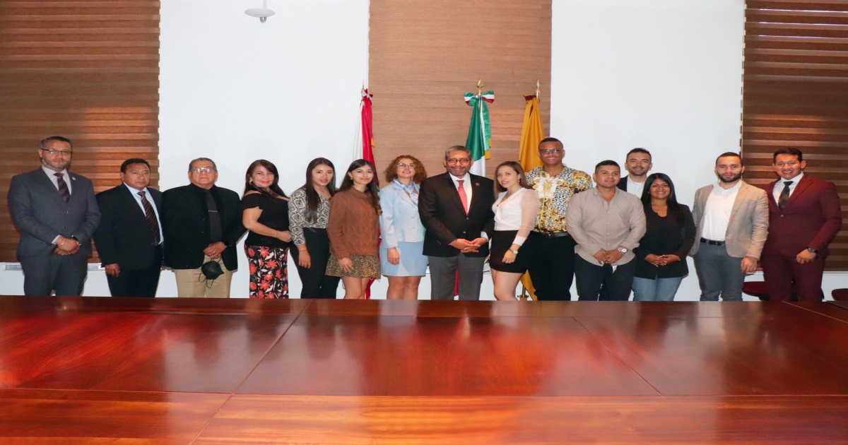 Vinculación académica entre la UATx y fundación universitaria de Colombia