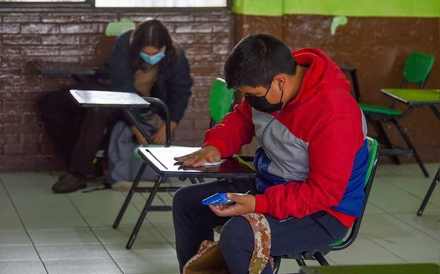 290 estudiantes se han contagiado de Covid en Puebla durante 2022
