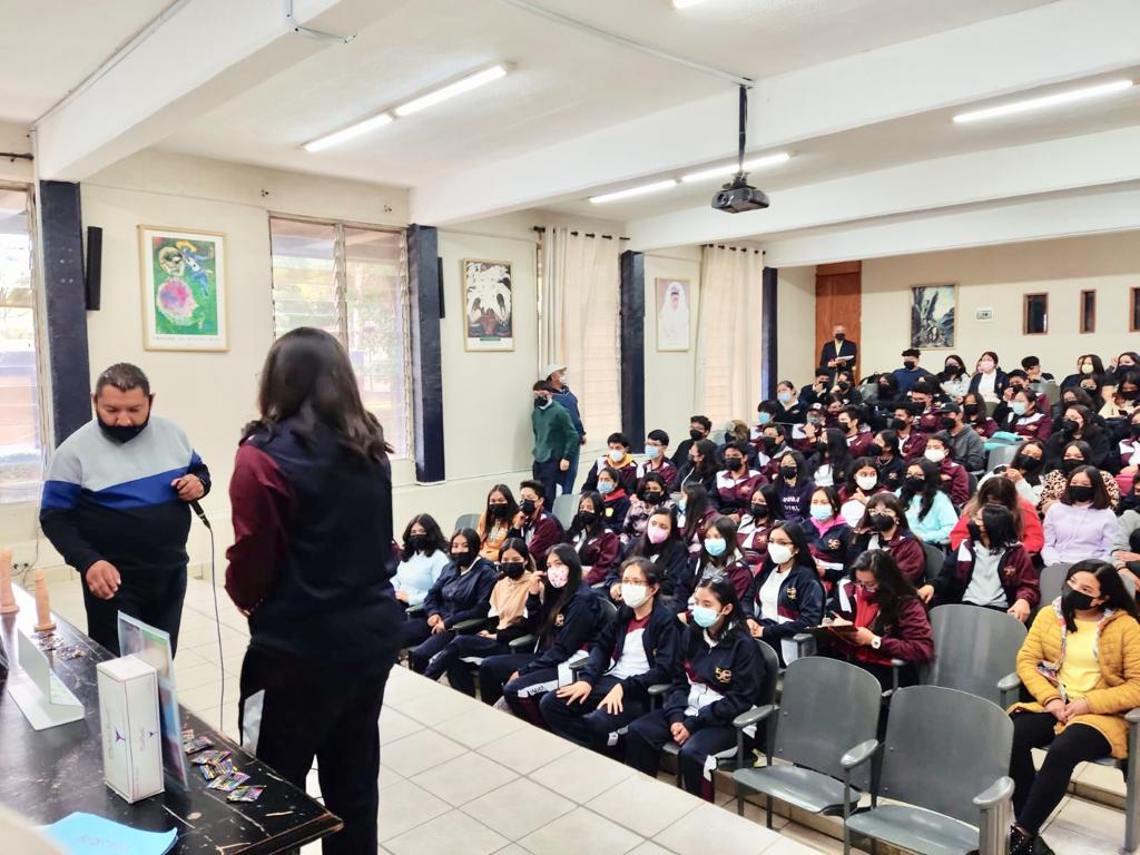 Previene SESA adicciones y embarazos adolescentes en Instituciones De Nivel Medio Superior