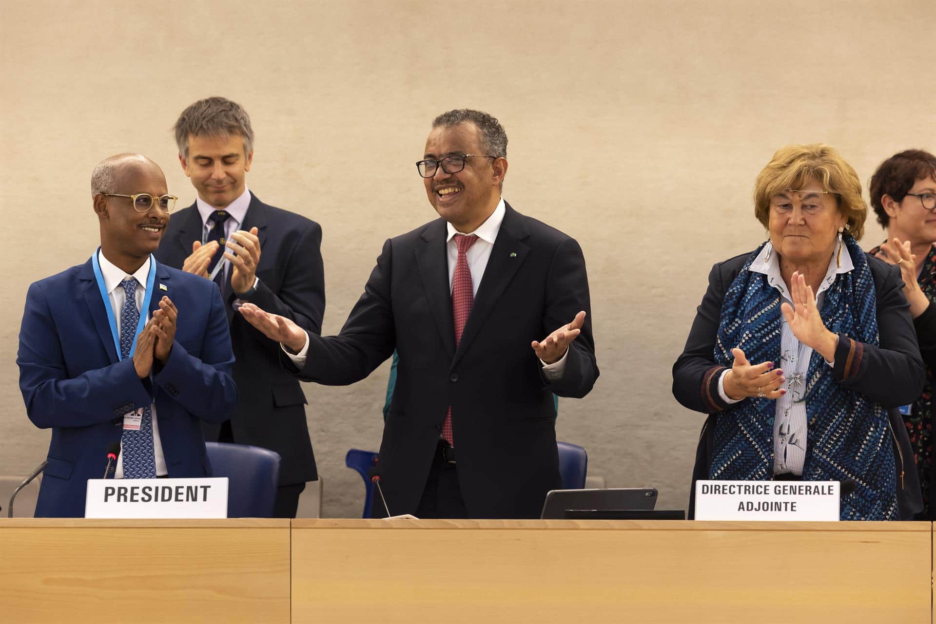 OMS reelige a Tedros Adhanom como director general