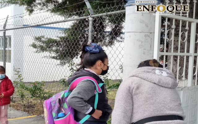 Descarta Barbosa aplicar operativo mochila en escuelas de Puebla