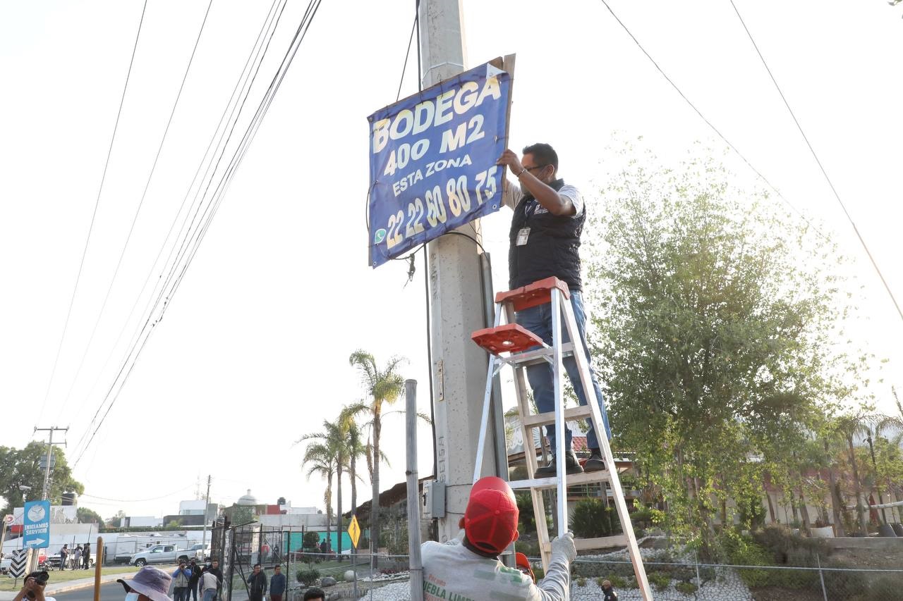 Las calles de Puebla no son basureros personales: Eduardo Rivera