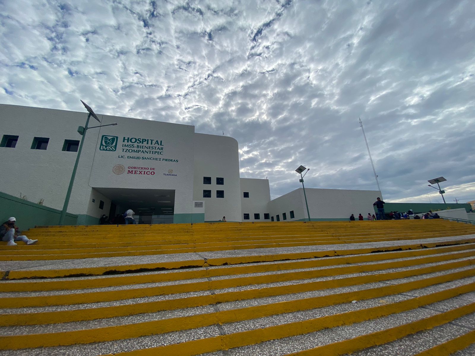 Muere hombre tras ser herido de bala en Cuaxomulco