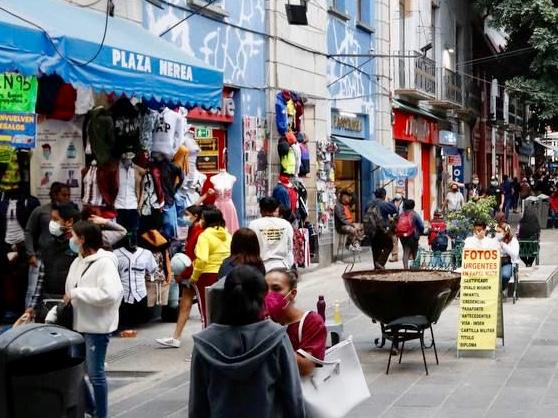 Inician programa de regulación de anuncios y toldos en el Centro Histórico 