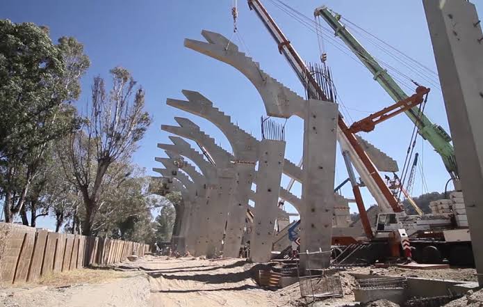 Prevén que reforma a ley de obras públicas opere en 2023