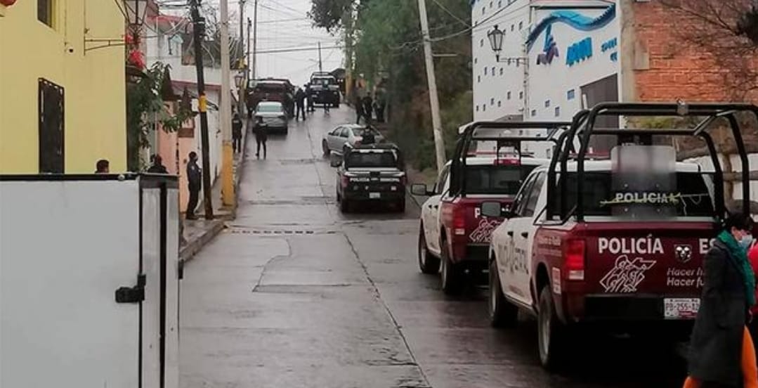 Cateo desata balacera en Zacatlán; delincuentes no pudieron ser detenidos
