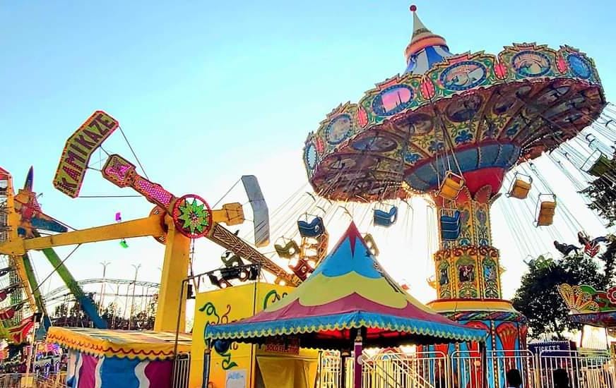 Falla mecánica en juego de la feria de Tlaxcala pone en riesgo a menores de edad