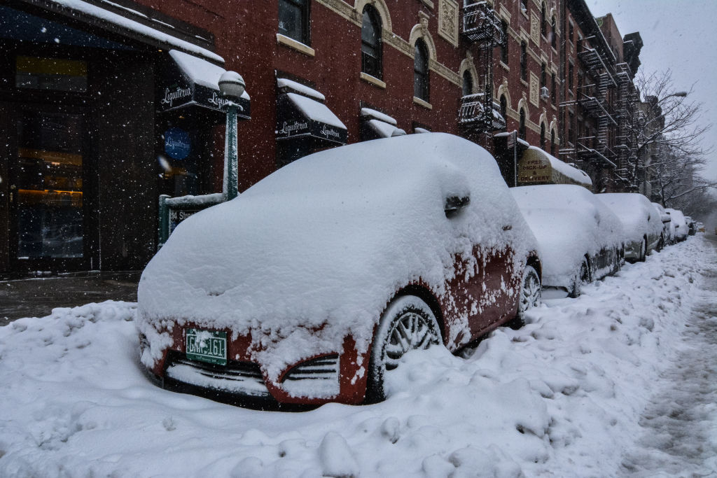 Tormenta invernal en el norte de NY deja hasta ahora 3 muertos