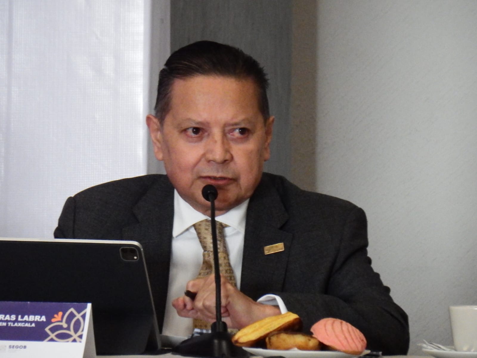 Asegura FGR papel de procurador de justicia con empresarios