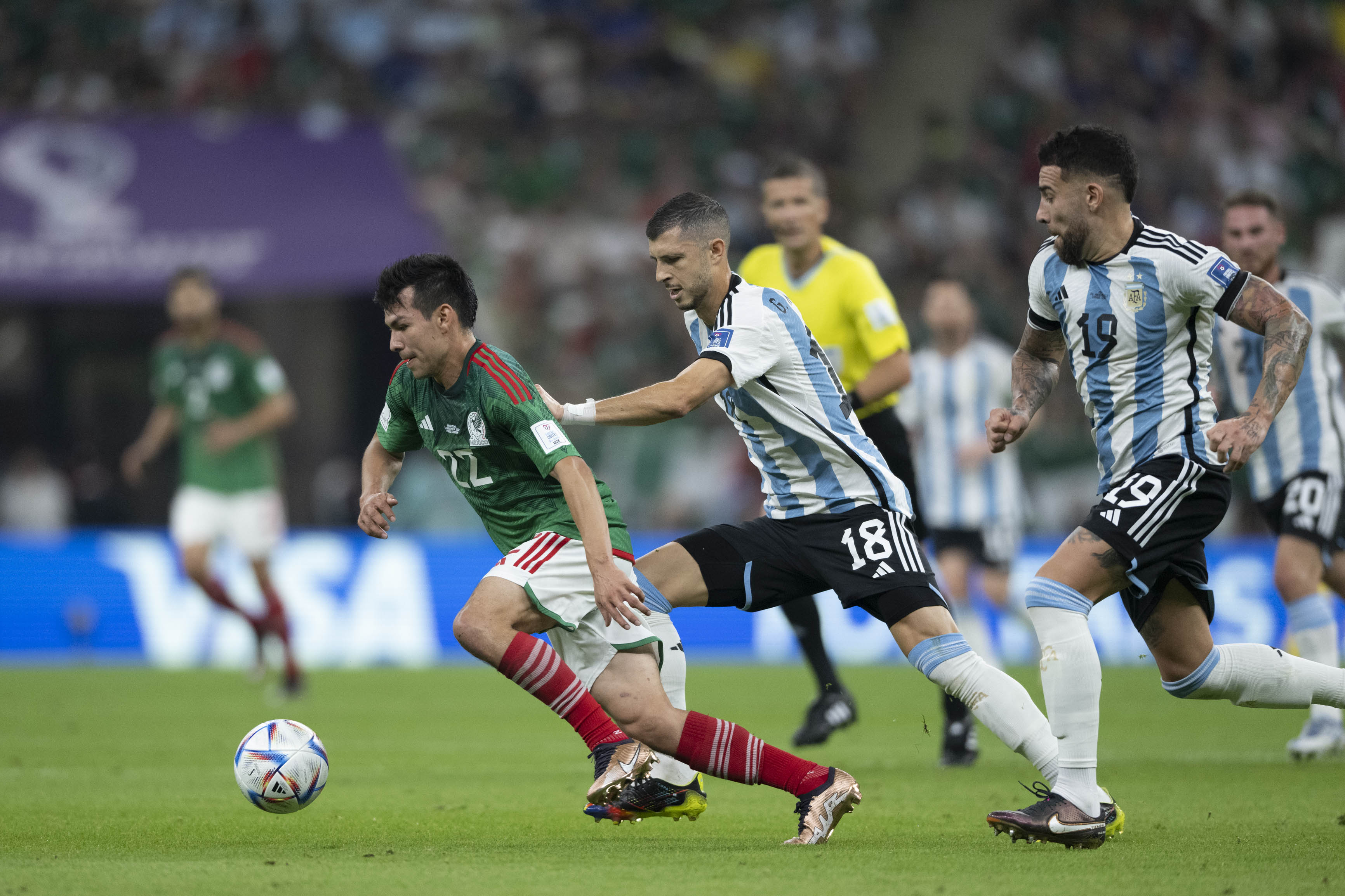 México al borde de la eliminación tras caer ante Argentina 