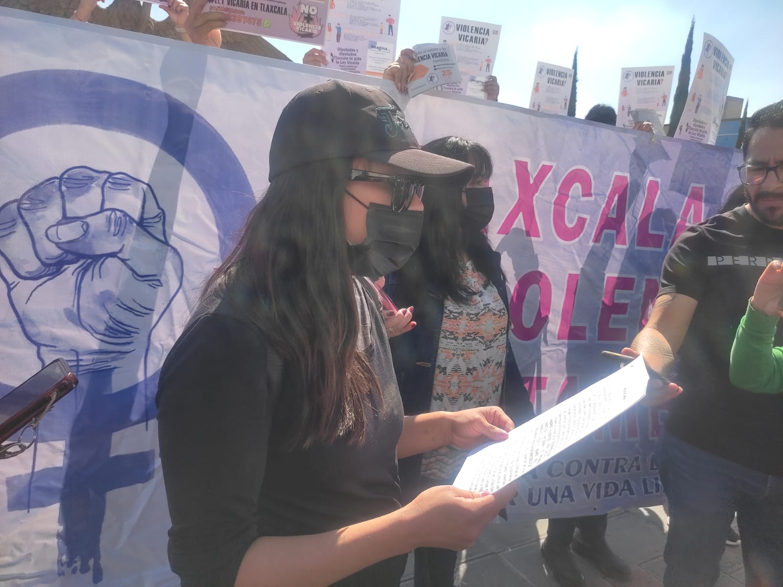Protestan por tipificación de violencia vicaria 