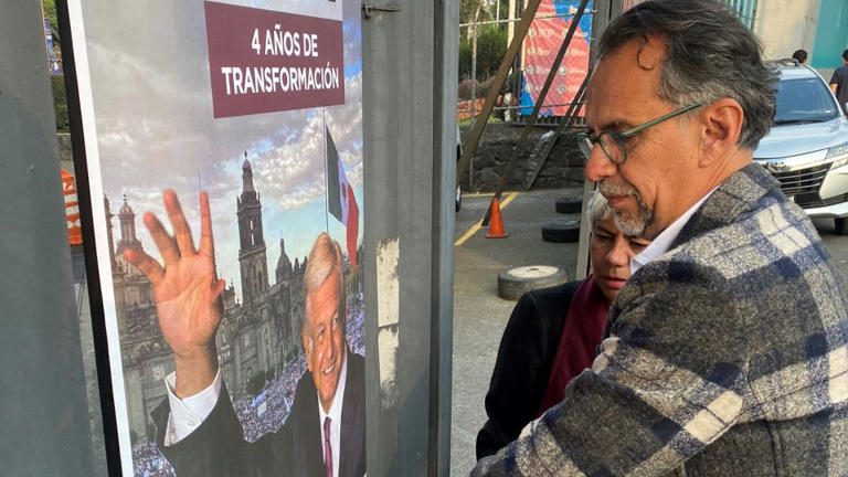 Amenazan a talleristas de Pilares en CDMX con perder apoyos si no van a la marcha de AMLO; les piden llevar 10 personas