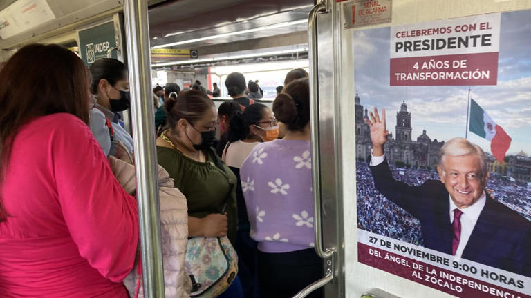 Claudia Sheinbaum niega que trabajadores de gobierno fueran obligados a asistir a marcha de AMLO