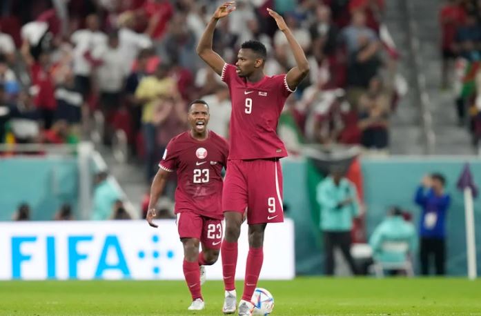 Qatar eliminado, el anfitrión con peor desempeño en una Copa del Mundo